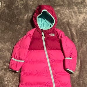 The North Face Infant Lil Snuggler 550 Down Puffer Full body Jacket Size 12-18 M